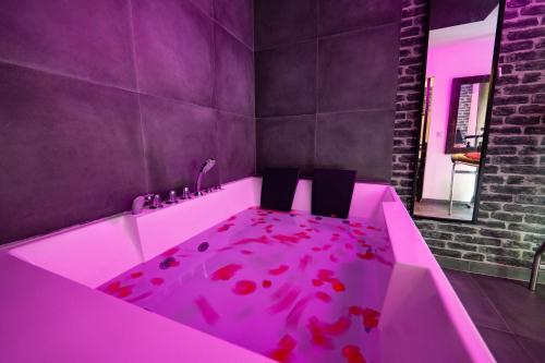 50 Nuances de Bonheur - Love Room a Rouen in Route de Lyons la Foret 50 Nuances de Bonheur - Love Room a Rouen in Route de Lyons la Foret