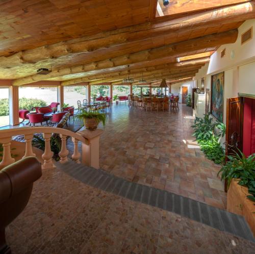 Las Ainavas, guest house with 5 spacious rooms, pool and sauna in Milzkalne Las Ainavas, guest house with 5 spacious rooms, pool and sauna in Milzkalne