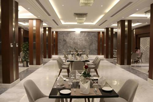 Étterem, Le Méridien Medina in Al Jamiah Étterem, Le Méridien Medina in Al Jamiah