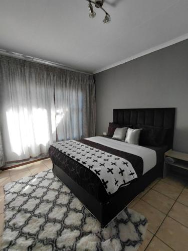 Casa de m² en Pioneer Park, con 1 habitación(es) y 1 baño(s) privado(s) (Mama R's Private unit) in Newcastle Casa de m² en Pioneer Park, con 1 habitación(es) y 1 baño(s) privado(s) (Mama R's Private unit) in Newcastle