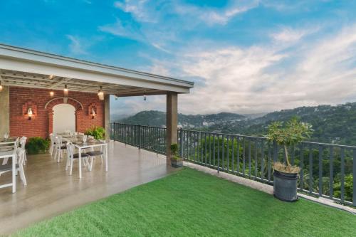 Kandy City Panorama in بيرادينيا Kandy City Panorama in بيرادينيا