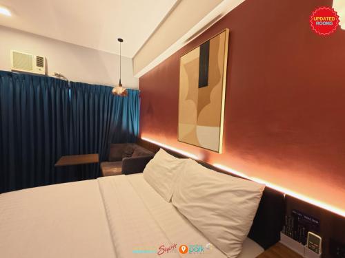 Bed, Skyloft Hotel - UST near University of Santo Tomas Bed, Skyloft Hotel - UST near University of Santo Tomas