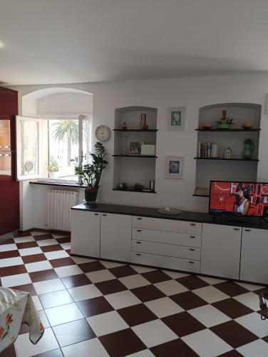 Casa Miki front Chiosco della Musica and Beach in Rapallo Casa Miki front Chiosco della Musica and Beach in Rapallo