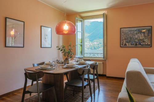 Cernobbio in Riva in Черноббіо Cernobbio in Riva in Черноббіо