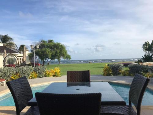 Sea View Villa Cluster 63A- 2BR,Pool,Wifi,Golf in Ловлэндс Sea View Villa Cluster 63A- 2BR,Pool,Wifi,Golf in Ловлэндс