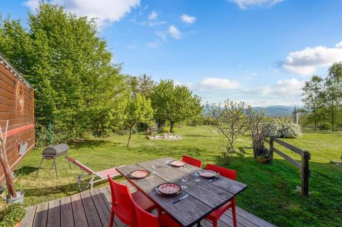 La Roulotte du Cagire - 4 pers - Pyrénées (La Roulotte du Cagire - 4 pers - Pyrenees) in Villeneuve De Riviere La Roulotte du Cagire - 4 pers - Pyrénées (La Roulotte du Cagire - 4 pers - Pyrenees) in Villeneuve De Riviere
