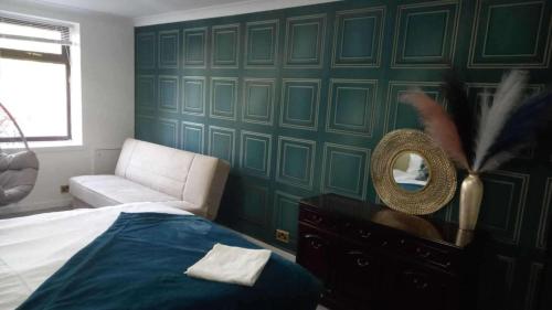 gourock blissful apartment with 3 bedrooms in Gourock gourock blissful apartment with 3 bedrooms in Gourock