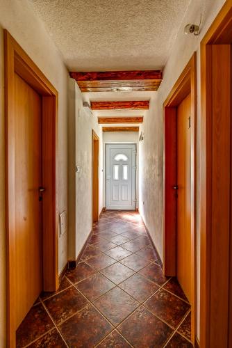 Entrance, Hostel Highlander in Zabljak Entrance, Hostel Highlander in Zabljak