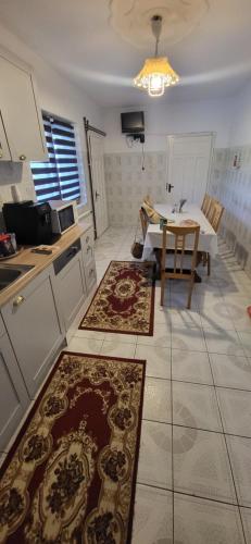 Konyha, Pensiunea Ela Novaci in Ranca - Novaci Konyha, Pensiunea Ela Novaci in Ranca - Novaci