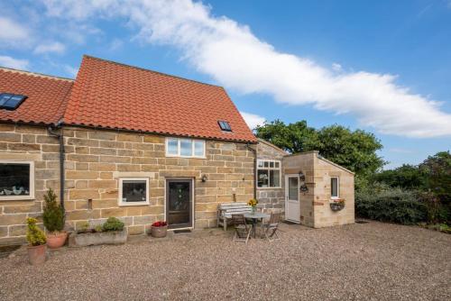 Facilities, Pear Barn in Flask Facilities, Pear Barn in Flask