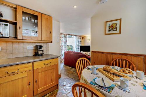 Létesítmények, Nightingales in Kentisbeare Létesítmények, Nightingales in Kentisbeare