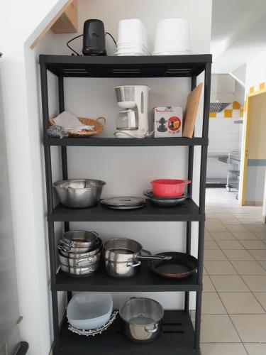 Konyha, A la queue du Milan - Gîte (A la queue du Milan - Gite) in Pionsat Konyha, A la queue du Milan - Gîte (A la queue du Milan - Gite) in Pionsat