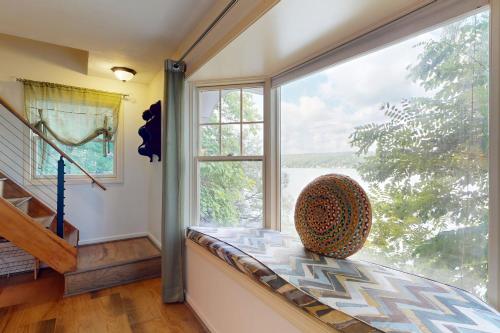 Willow Bluff in Кеука Парк (Нью-Йорк) Willow Bluff in Кеука Парк (Нью-Йорк)