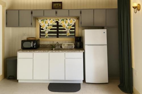 El Oasis Hotel in Aguada El Oasis Hotel in Aguada