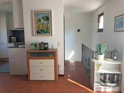 Oprema, Holiday home in Verscio with swimming pool in Tegna Oprema, Holiday home in Verscio with swimming pool in Tegna