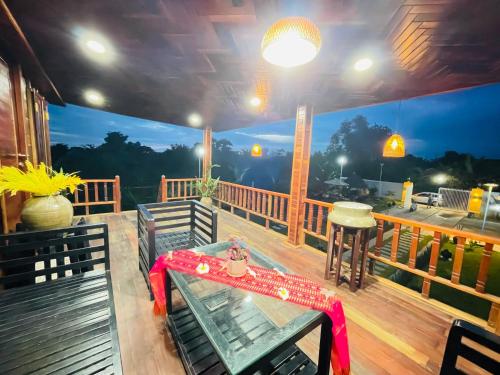 Vvillage in コンポントム Vvillage in コンポントム