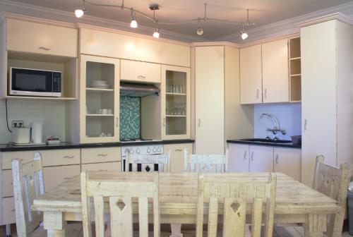 Kitchen, Oceans Hotel in Mossel Bay Kitchen, Oceans Hotel in Mossel Bay