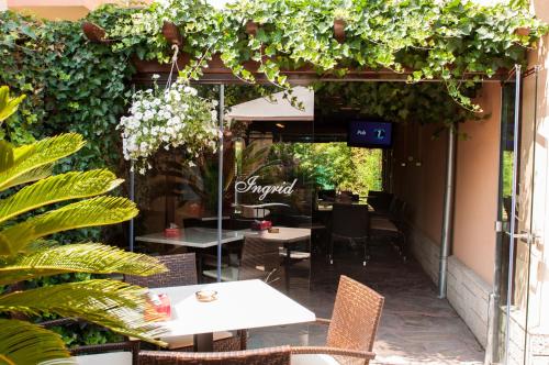 Pub/Lounge, Pensiunea Ingrid in Eforie Nord Pub/Lounge, Pensiunea Ingrid in Eforie Nord