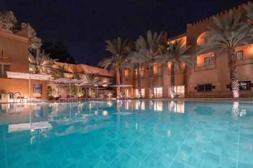 Úszómedence, Amanar Hôtel & Spa Ouarzazate (Amanar Hotel & Spa Ouarzazate) in Ouarzazate Külváros Úszómedence, Amanar Hôtel & Spa Ouarzazate (Amanar Hotel & Spa Ouarzazate) in Ouarzazate Külváros