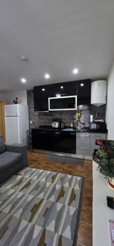 ห้องครัว, Moradia Belo horizonte in วาลองโก ห้องครัว, Moradia Belo horizonte in วาลองโก