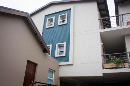 This photo about Knysna Pocket Breaks Unit 5 shared on HyHotel.com