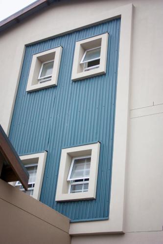 This photo about Knysna Pocket Breaks Unit 5 shared on HyHotel.com