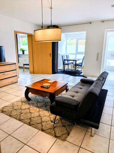 مطبخ, Helle und geräumige Ferien- und Monteurwohnung nur für Sie allein AUjvari Vermietungen (Helle und geraumige Ferien- und Monteurwohnung nur fur Sie allein AUjvari Vermietungen) in Spiegelberg مطبخ, Helle und geräumige Ferien- und Monteurwohnung nur für Sie allein AUjvari Vermietungen (Helle und geraumige Ferien- und Monteurwohnung nur fur Sie allein AUjvari Vermietungen) in Spiegelberg