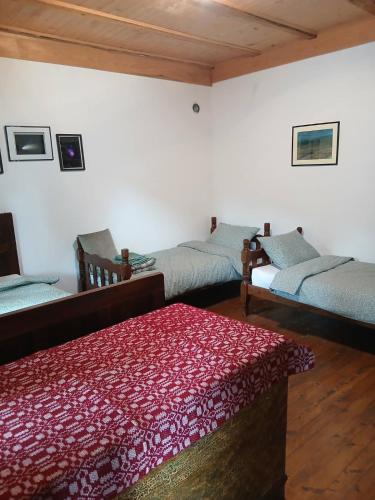 KAMENICA Stara Planina in Dimitrovgrad KAMENICA Stara Planina in Dimitrovgrad