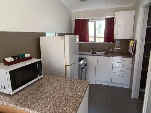 Bayfield Motel and Apartment in South Dunedin Bayfield Motel and Apartment in South Dunedin