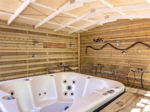 Kilátás, Renovated Cottage with Spa - By Traum Ferienwohnungen in Bredmose Kilátás, Renovated Cottage with Spa - By Traum Ferienwohnungen in Bredmose