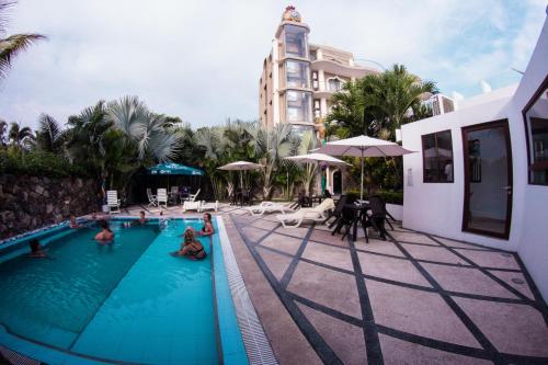Басейн, Dharma Beach in Монтаніта Басейн, Dharma Beach in Монтаніта