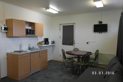 Konyha, Eidavellir Apartments and Rooms in Egilstadir Konyha, Eidavellir Apartments and Rooms in Egilstadir