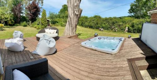 Isle of Wight Holiday Home in Binstead and Fishbourne Isle of Wight Holiday Home in Binstead and Fishbourne