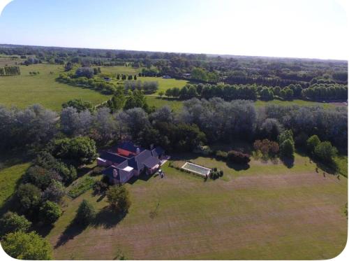 Casa de campo entre Pilar y Lujan in 奧彭杜爾 Casa de campo entre Pilar y Lujan in 奧彭杜爾