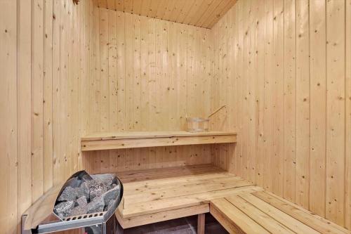 0123-Romo-Ivigtut-9 in Tvismark 0123-Romo-Ivigtut-9 in Tvismark