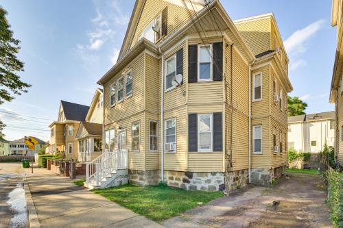 Medford Apartment Rental, 5 Mi to Downtown Boston in Medford Medford Apartment Rental, 5 Mi to Downtown Boston in Medford