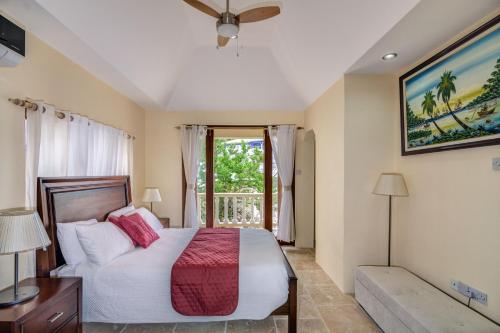 Sandrati Villa in Port Elizabeth Sandrati Villa in Port Elizabeth