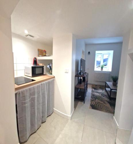 Kitchen, Le saint Paul in Route de Lyons la Foret Kitchen, Le saint Paul in Route de Lyons la Foret