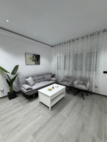 Apartamento AEROPUERTO12 in كوسلادا Apartamento AEROPUERTO12 in كوسلادا