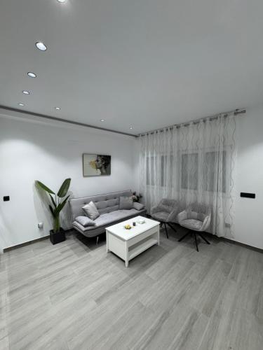 Apartamento AEROPUERTO12 in كوسلادا Apartamento AEROPUERTO12 in كوسلادا