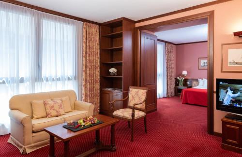 Leonardo Hotel Milan City Center in Milan Leonardo Hotel Milan City Center in Milan