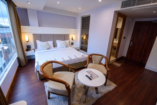 EMERALD HOTEL in Aizawl EMERALD HOTEL in Aizawl