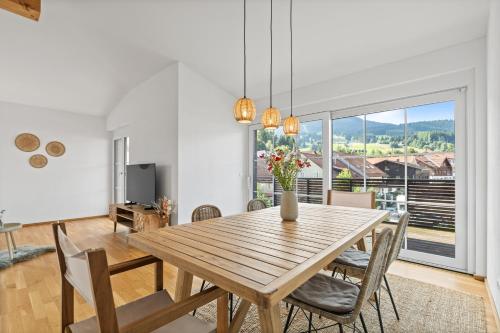 مطعم, Sunset Club - Nesselwang Chalets Nr 1 in Nesselwang مطعم, Sunset Club - Nesselwang Chalets Nr 1 in Nesselwang