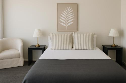 Cooks Endeavour Motor Inn in Tweed Heads Cooks Endeavour Motor Inn in Tweed Heads