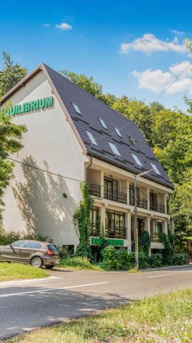 Tampilan eksterior, Equilibrium Restart in Piatra Neamt Tampilan eksterior, Equilibrium Restart in Piatra Neamt