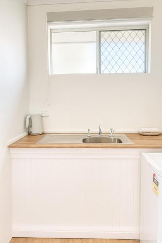 Cooks Endeavour Motor Inn in Tweed Heads Cooks Endeavour Motor Inn in Tweed Heads