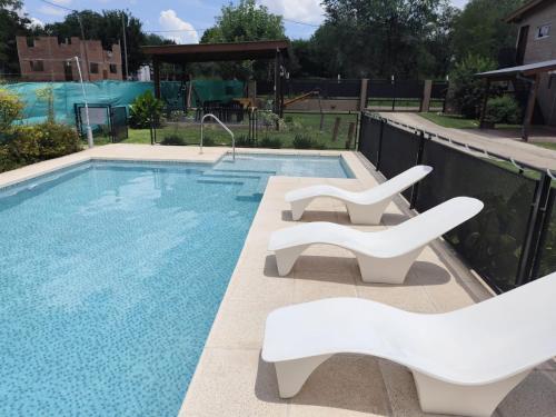 Úszómedence, Departamentos Pura Fe in Santa Rosa De Calamuchita Úszómedence, Departamentos Pura Fe in Santa Rosa De Calamuchita