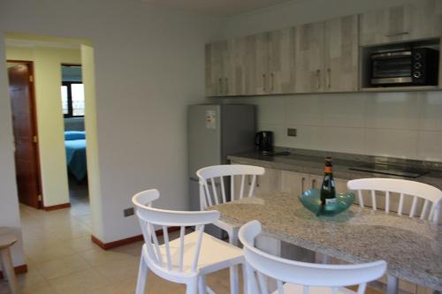 "Marenostro" Dpto #2, edificio frente al mar in Αλγαρόμπο "Marenostro" Dpto #2, edificio frente al mar in Αλγαρόμπο