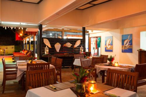 ห้องอาหาร, ฟังกี้ฟิชบีช รีสอร์ท (Funky Fish Beach Resort) in หมู่เกาะมามานุคา ห้องอาหาร, ฟังกี้ฟิชบีช รีสอร์ท (Funky Fish Beach Resort) in หมู่เกาะมามานุคา