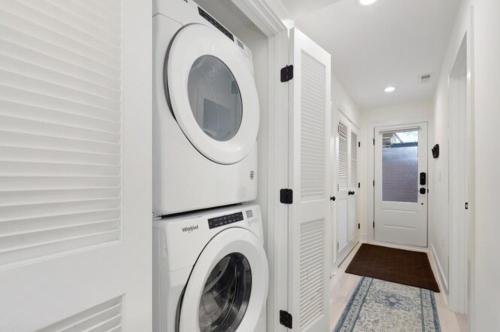 Cozy Old Town Apartment in مترو طريق برادوك Cozy Old Town Apartment in مترو طريق برادوك